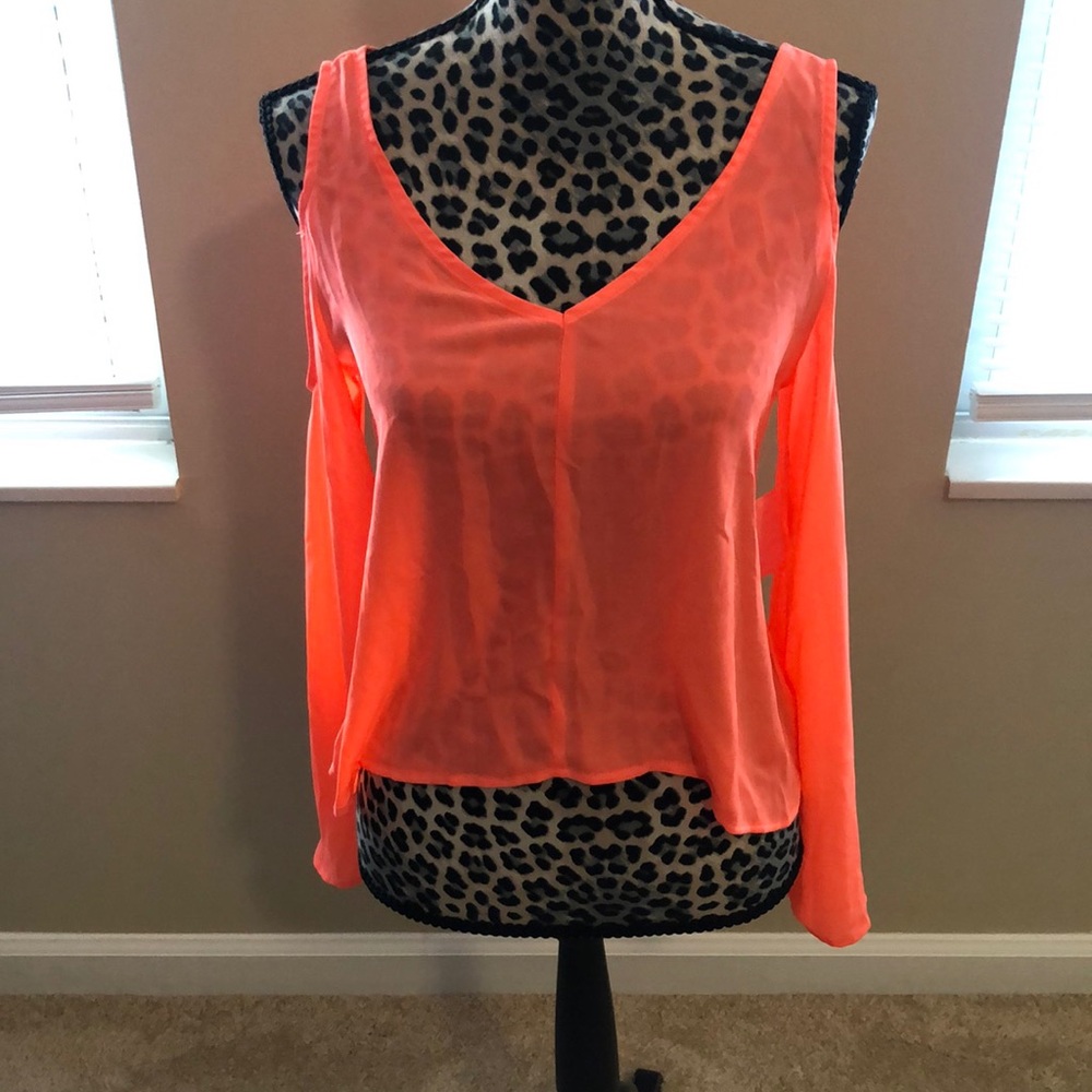 New Cold Shoulder Top